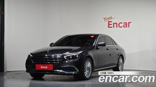 Mercedes-Benz E-Class 2021 — photo 1