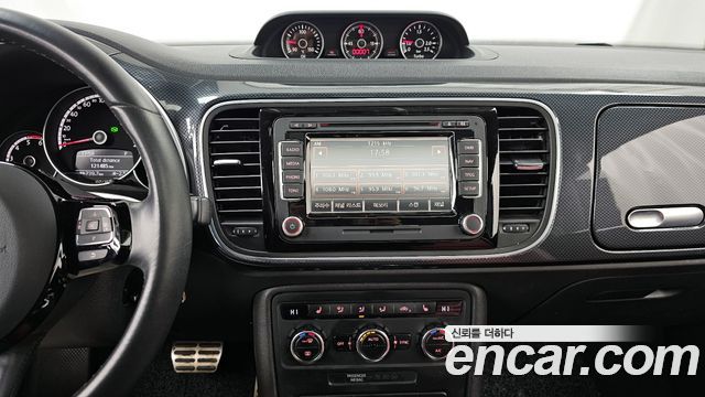 Volkswagen Beatle 2013 — photo 16