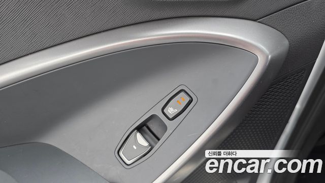 Hyundai Santafe 2015 — photo 18