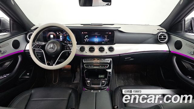 Mercedes-Benz E-Class 2021 — photo 7