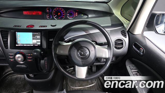 Mazda Biante 2010 — photo 13
