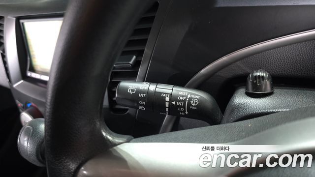 Mazda Biante 2010 — photo 16