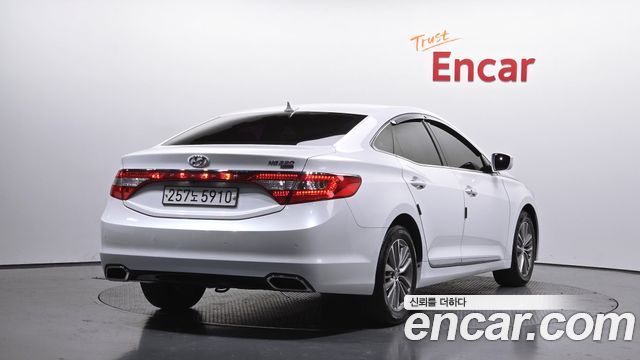 Hyundai Grandeur 2016 — photo 2