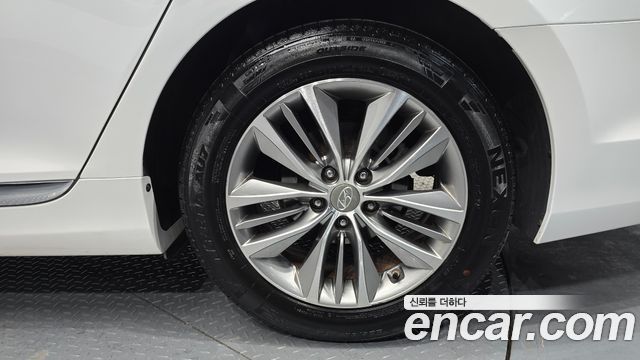 Hyundai Grandeur 2016 — photo 5