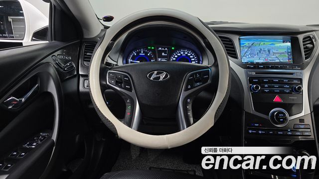 Hyundai Grandeur 2016 — photo 13