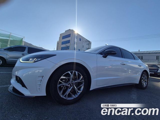 Hyundai Sonata 2022 — photo 4