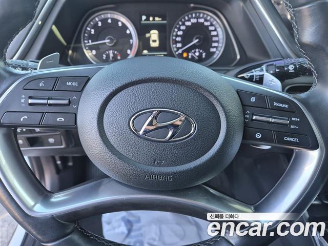 Hyundai Sonata 2022 — photo 9