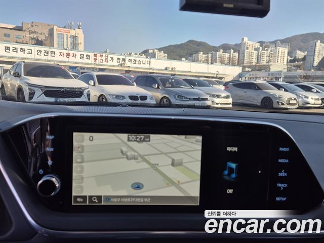 Hyundai Sonata 2022 — photo 11