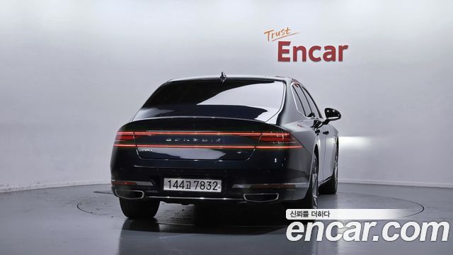 Genesis G90 2022 — photo 4