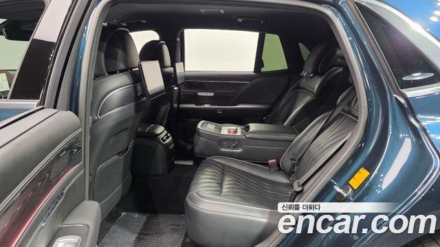 Genesis G90 2022 — photo 12