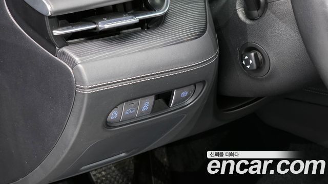 Genesis G90 2022 — photo 17