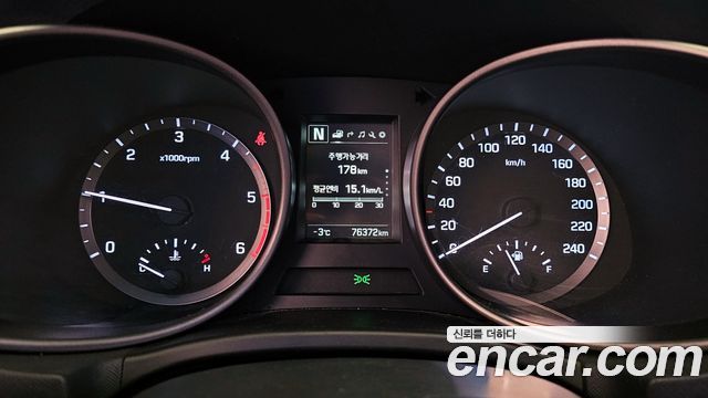 Hyundai Santafe 2016 — photo 8