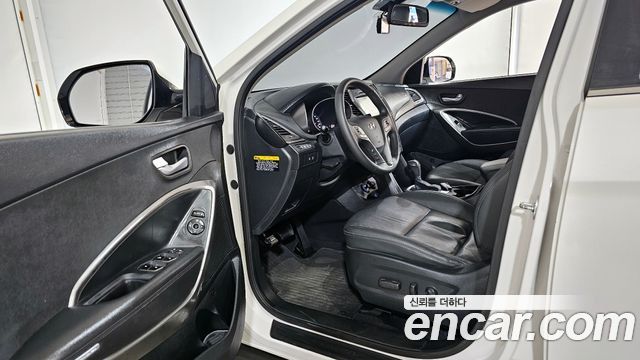 Hyundai Santafe 2016 — photo 11