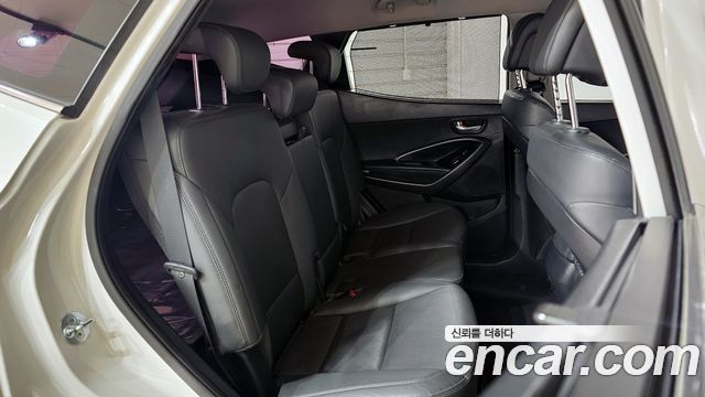 Hyundai Santafe 2016 — photo 12