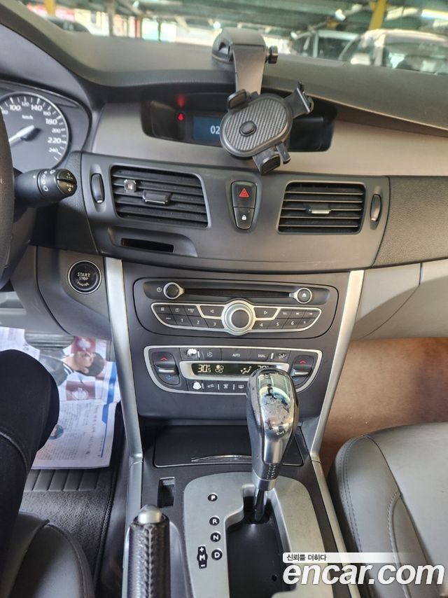 Renault Korea SM5  2010 — photo 8