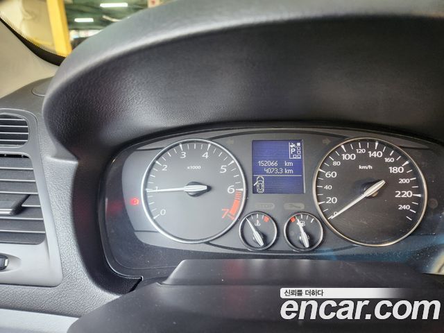 Renault Korea SM5  2010 — photo 9