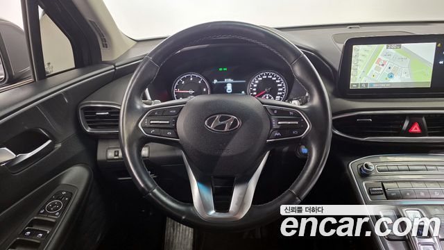 Hyundai Santafe 2022 — photo 13