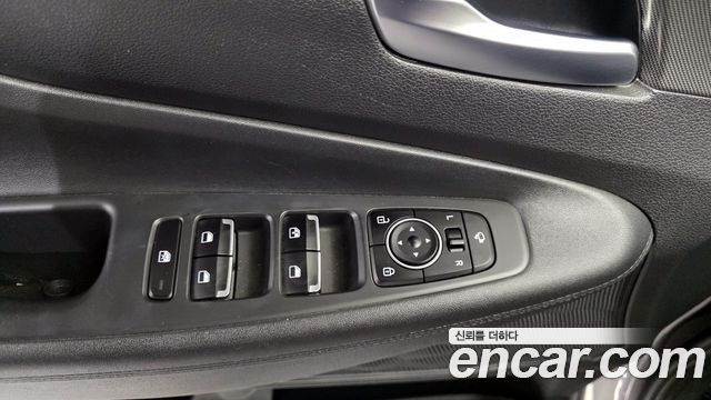 Hyundai Santafe 2022 — photo 14