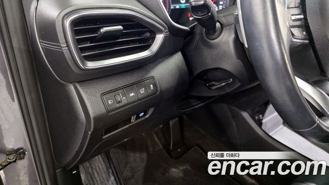 Hyundai Santafe 2022 — photo 15