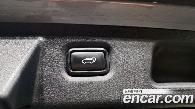 Hyundai Santafe 2022 — photo 19