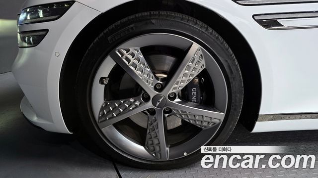 Genesis G80 2022 — photo 5