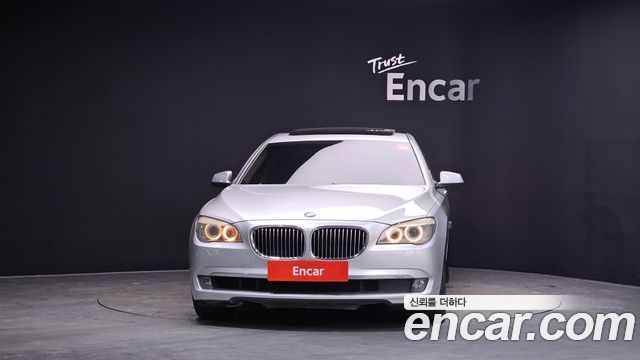 BMW 7-Series 2011 — photo 3