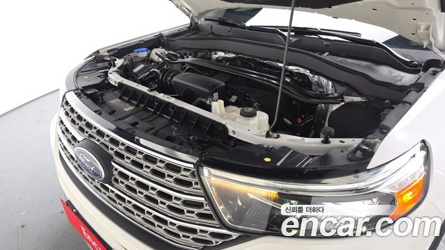 Ford Explorer 2020 — photo 6