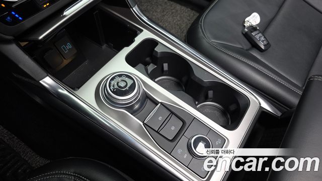 Ford Explorer 2020 — photo 9