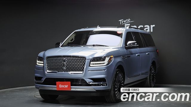 Lincoln Navigator