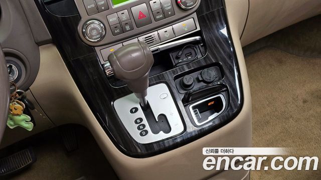 Kia Canival 2014 — photo 9