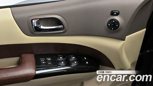 Kia Canival 2014 — photo 19