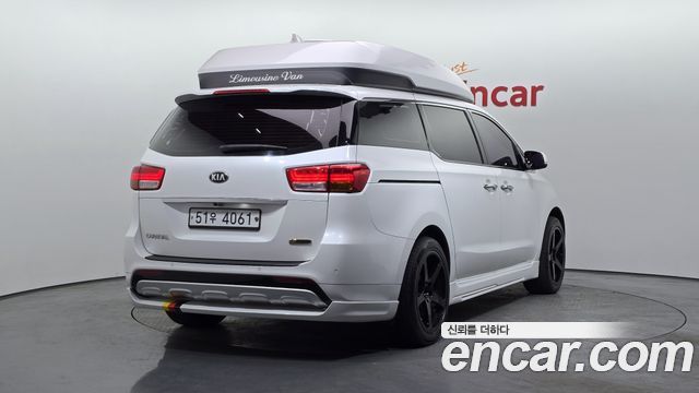 Kia Canival 2016 — photo 2