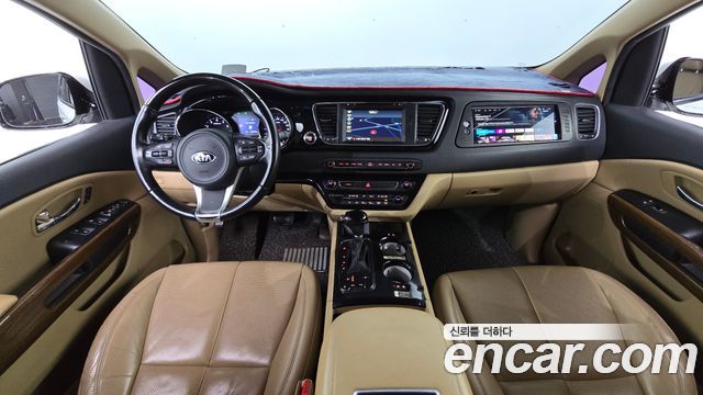 Kia Canival 2016 — photo 7