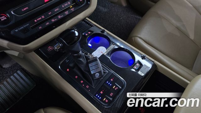 Kia Canival 2016 — photo 9