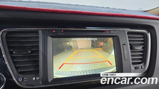 Kia Canival 2016 — photo 15