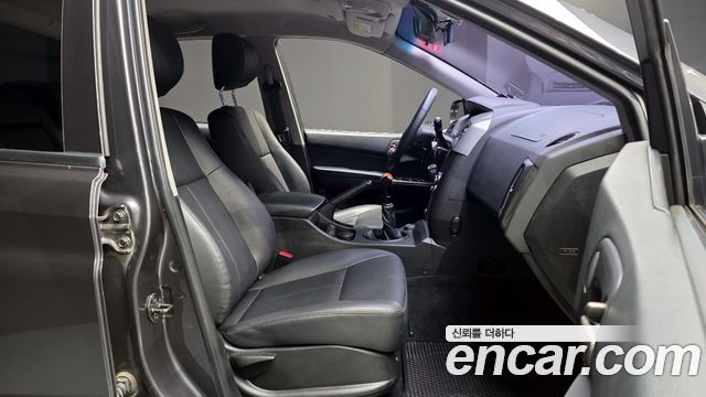 KG Mobility KORANDO 2018 — photo 12