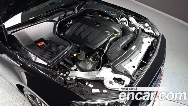 Mercedes-Benz E-Class 2022 — photo 14