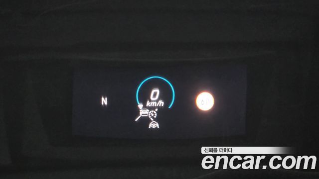Mercedes-Benz E-Class 2022 — photo 19