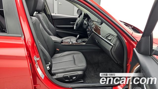 BMW 3-Series 2015 — photo 12