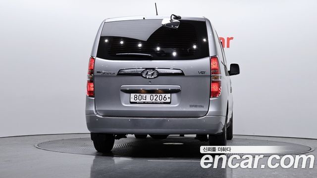 Hyundai Starex 2019 — photo 4