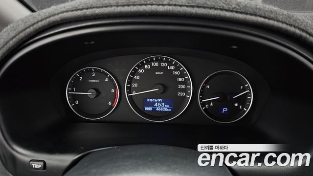 Hyundai Starex 2019 — photo 8