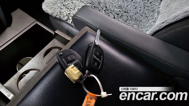 Hyundai Starex 2019 — photo 18