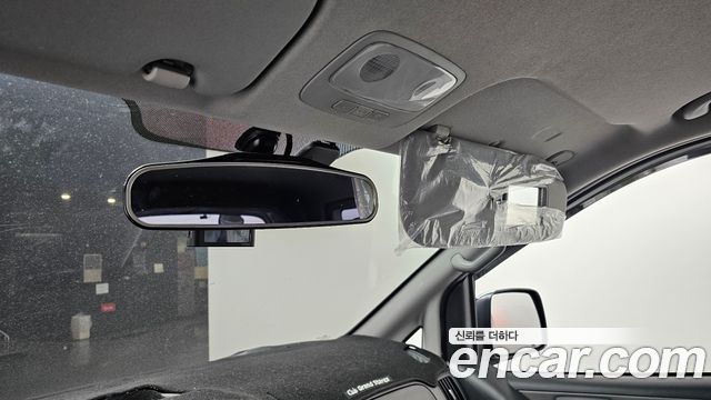 Hyundai Starex 2019 — photo 19