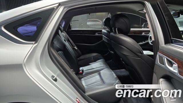 Hyundai Genesis 2016 — photo 12