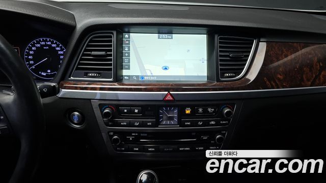 Hyundai Genesis 2016 — photo 14