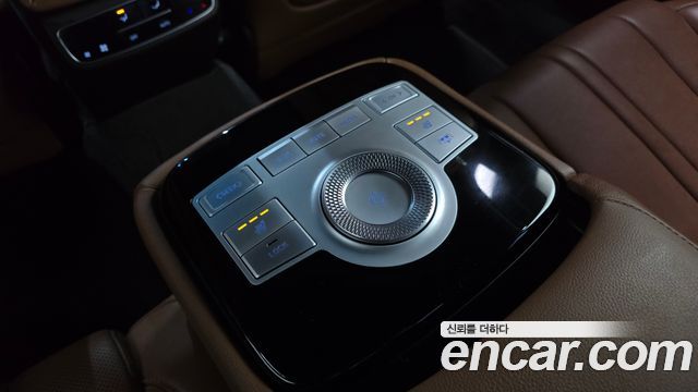 Genesis G80 2021 — photo 17