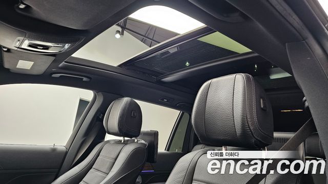 Mercedes-Benz GLS-Class 2021 — photo 19