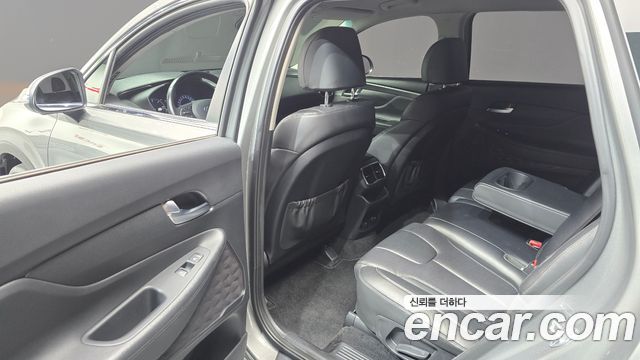 Hyundai Santafe 2020 — photo 11