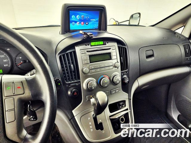 Hyundai Starex 2014 — photo 14