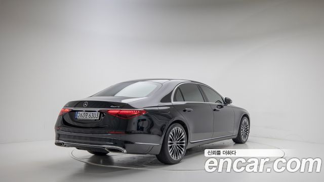 Mercedes-Benz S-Class 2022 — photo 2